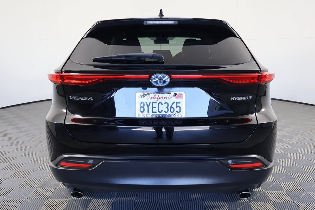 Used 2021 Toyota Venza LE w/ Carpet Mat Package (TMS) AWD/4WD image 5