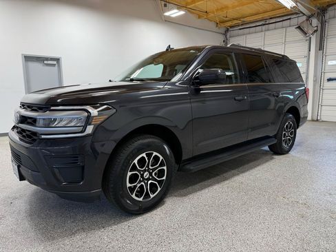 Used 2024 Ford Expedition Max XLT AWD/4WD image 8