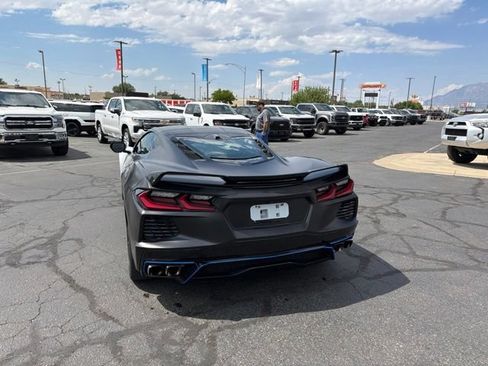 Used 2024 Chevrolet Corvette Stingray Preferred Cpe w/ Z51 Performance Package RWD image 8