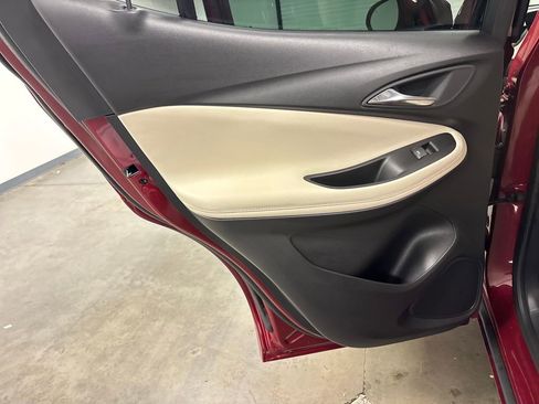 Used 2025 Buick Encore GX Avenir w/ Avenir Technology Package image 29