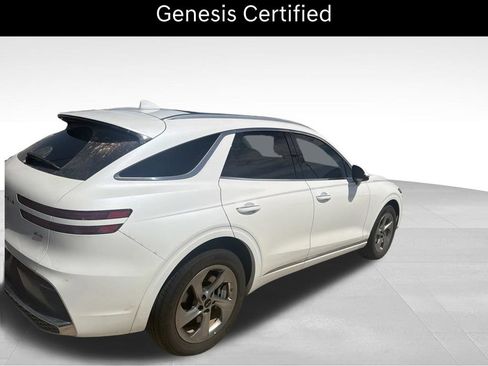 Certified 2026 Genesis GV70 2.5T Select AWD/4WD image 3
