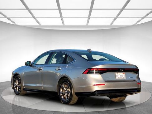 Used 2024 Honda Accord EX-L image 7