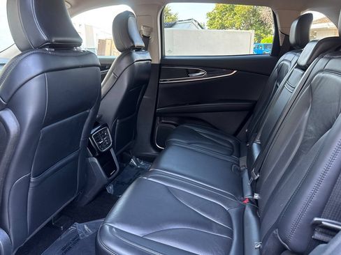 Certified 2021 Lincoln Nautilus FWD w/ Equipment Group 101A image 12