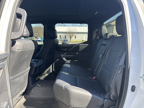 Used 2022 Toyota Tundra Platinum w/ Advanced Package AWD/4WD image 13