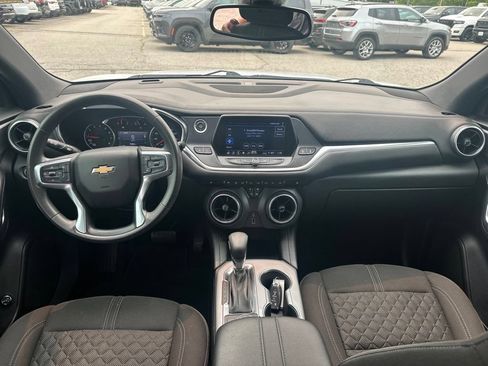 Used 2021 Chevrolet Blazer LT FWD image 19