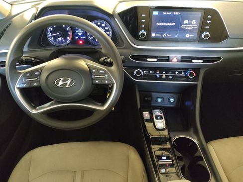 Used 2023 Hyundai Sonata SE FWD image 22
