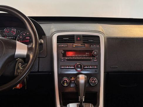 Used 2008 Pontiac Torrent 2WD image 25