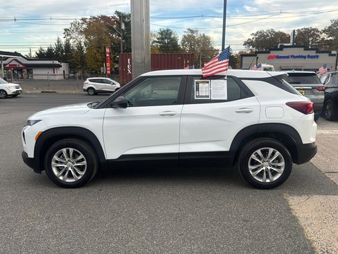 Used 2023 Chevrolet TrailBlazer LS image 7