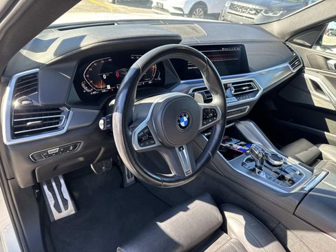 Used 2022 BMW X6 xDrive40i w/ M Sport Package image 17