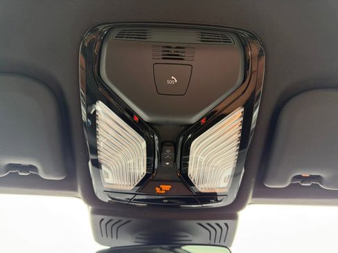 Used 2023 BMW X3 xDrive30i w/ Premium Package image 28