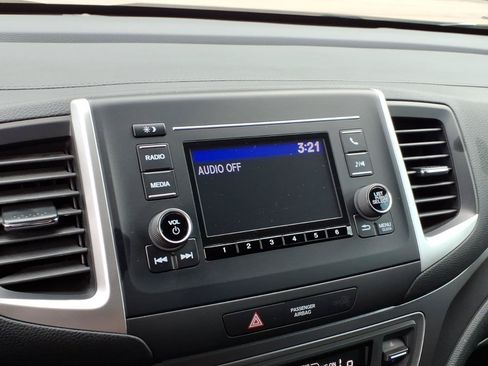Used 2019 Honda Ridgeline Sport image 16