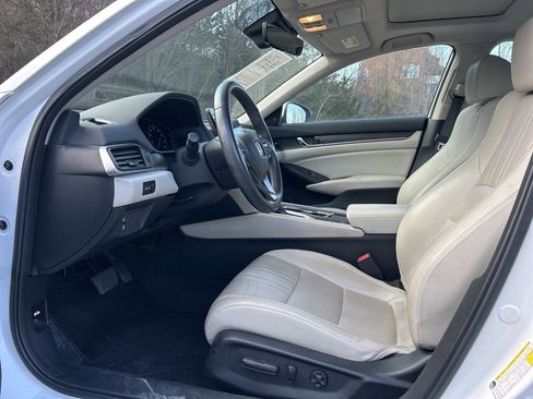 Used 2018 Honda Accord EX-L image 7