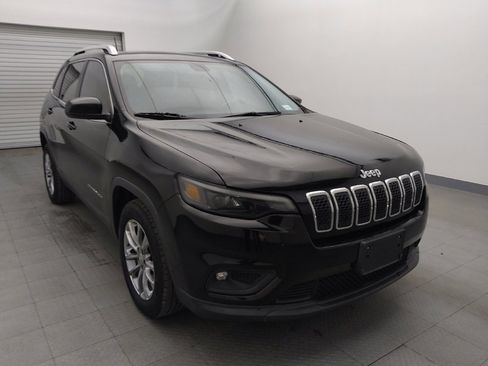 Used 2019 Jeep Cherokee Latitude Plus w/ Comfort/Convenience Group image 13