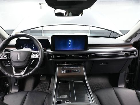 Used 2025 Lincoln Aviator Reserve w/ Jet Appearance Package image 25