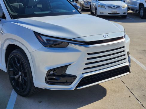 Certified 2026 Lexus TX 350 AWD image 9