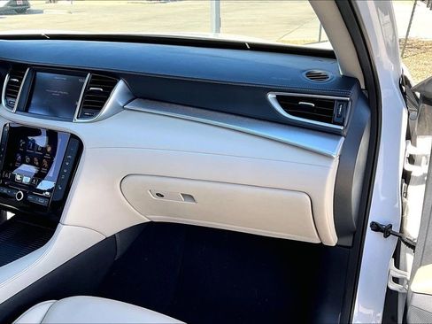 Used 2021 INFINITI QX50 Luxe image 20