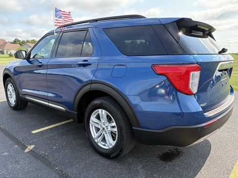 Used 2022 Ford Explorer XLT w/ Equipment Group 202A image 41
