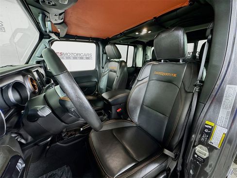 Used 2023 Jeep Gladiator Mojave w/ Cold Weather Group image 22