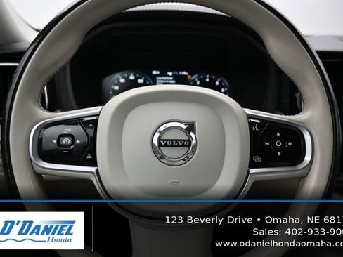 Used 2018 Volvo XC60 T5 Inscription AWD/4WD image 29