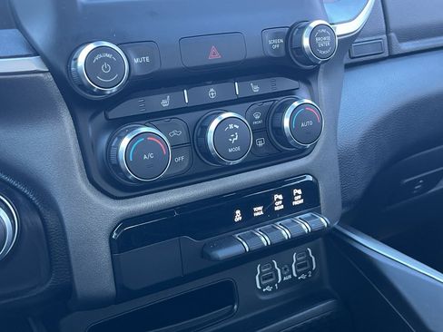 Used 2021 RAM 1500 Big Horn image 26