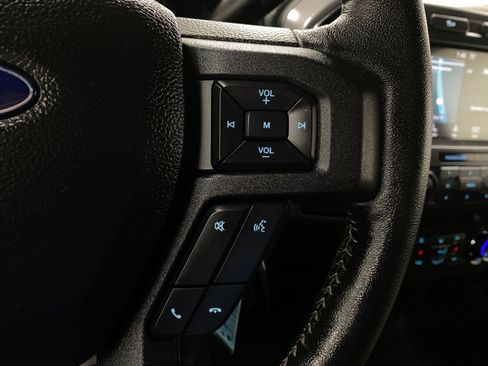 Used 2019 Ford F150 XLT w/ Equipment Group 302A Luxury AWD/4WD image 17