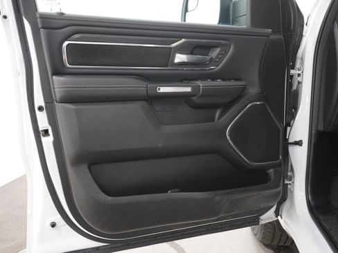 Used 2024 RAM 1500 Laramie AWD/4WD image 22