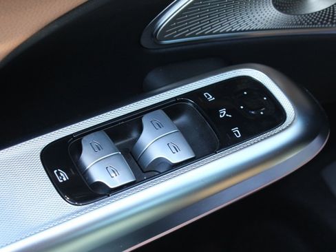 Certified 2025 Mercedes-Benz E 450 4MATIC All-Terrain Wagon image 9