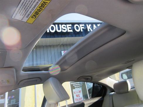 Used 2018 Acura ILX w/ Special Edition Package image 21