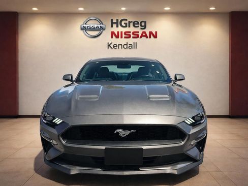 Used 2023 Ford Mustang Premium RWD image 5