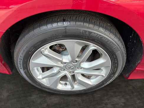 Used 2018 Honda Accord LX image 38