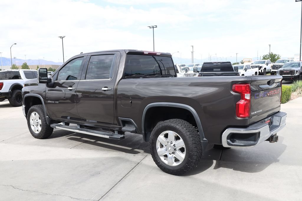 Used 2020 Chevrolet Silverado 3500 LTZ AWD/4WD image 4