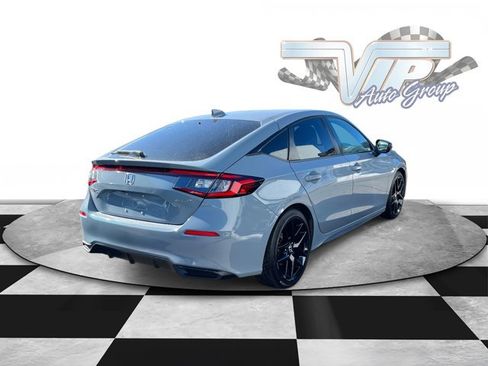 Used 2022 Honda Civic Sport image 4