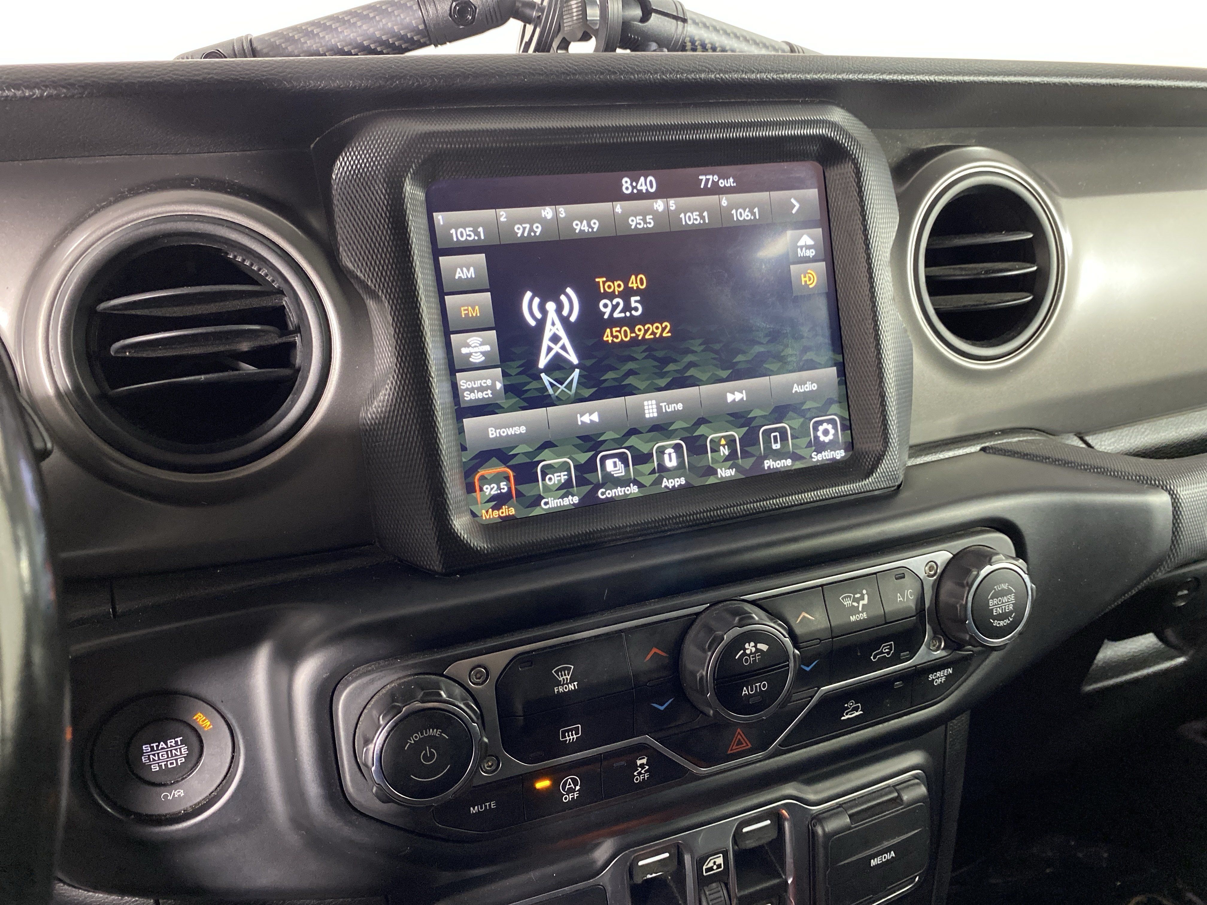 Used 2022 Jeep Gladiator Sport AWD/4WD image 28