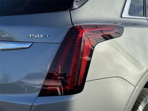 Used 2023 Cadillac XT5 Premium Luxury image 12