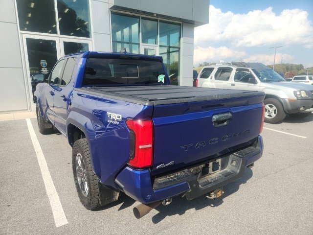Used 2024 Toyota Tacoma TRD Sport w/ TRD Sport Upgrade Package AWD/4WD image 10