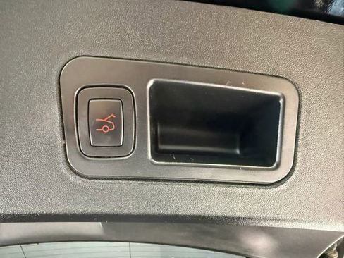 Used 2018 Tesla Model S 75D AWD/4WD image 13