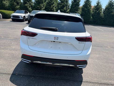 Used 2024 Buick Envision Preferred AWD/4WD image 4
