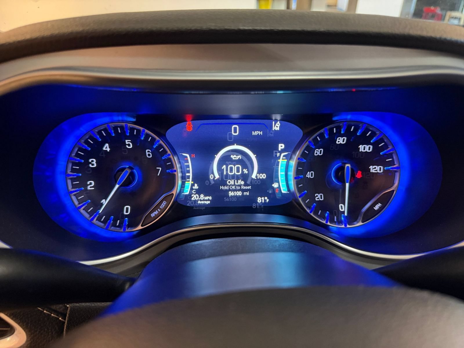Used 2025 Chrysler Pacifica Limited FWD image 43
