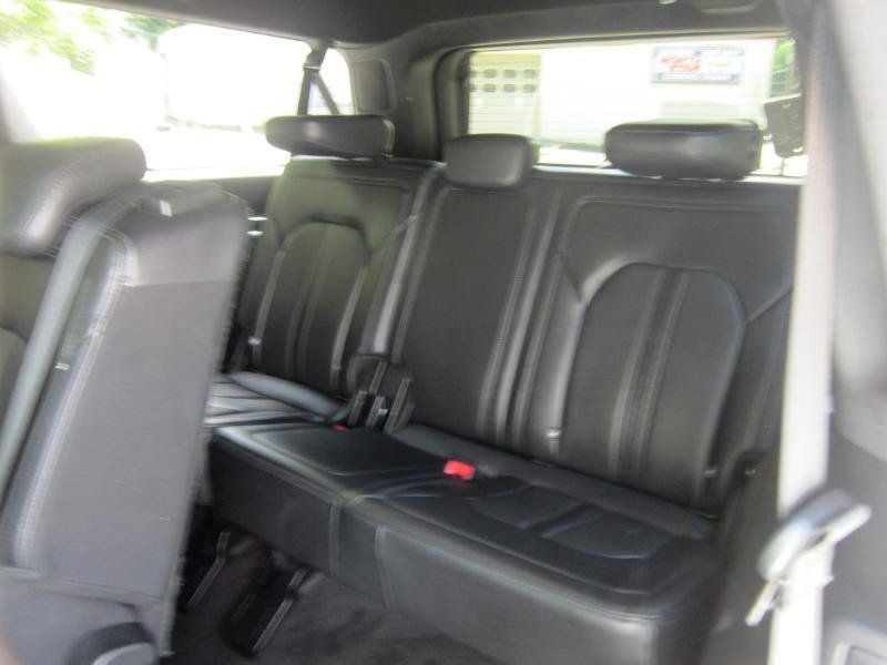 Used 2018 Ford Expedition Max Limited w/ Equipment Group 302A AWD/4WD image 18