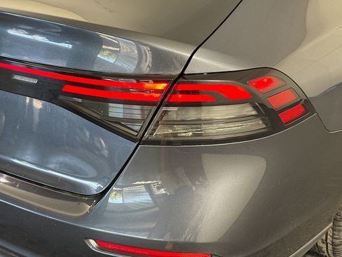 Used 2023 Honda Accord EX image 34