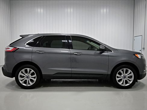 Used 2022 Ford Edge Titanium AWD/4WD image 35
