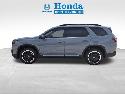 New 2026 Honda Pilot Touring image 4