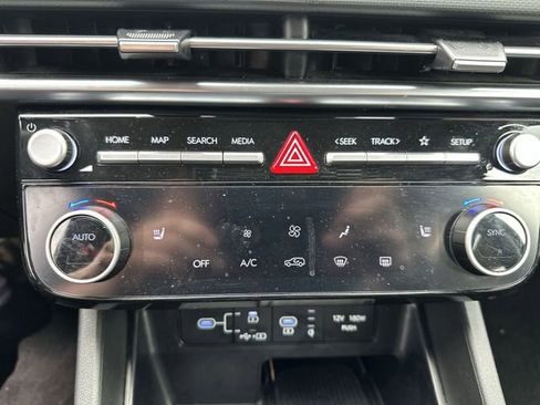 Used 2025 Hyundai Tucson SEL AWD/4WD image 18