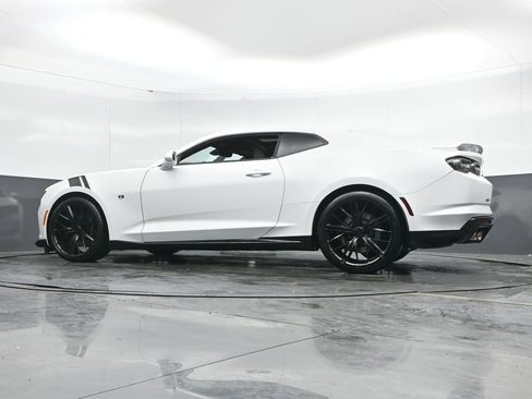 Used 2019 Chevrolet Camaro SS image 50