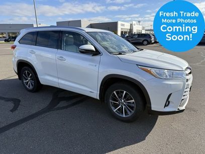 Used 2017 Toyota Highlander XLE