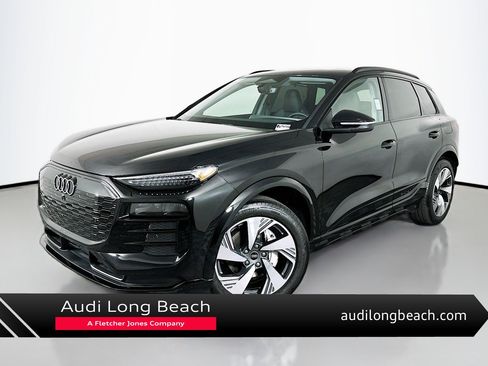 Used 2025 Audi Q6 e-tron Premium Plus w/ Premium Plus AWD/4WD image 1