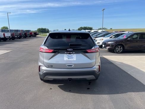 Used 2023 Ford Edge SEL w/ Convenience Package AWD/4WD image 6