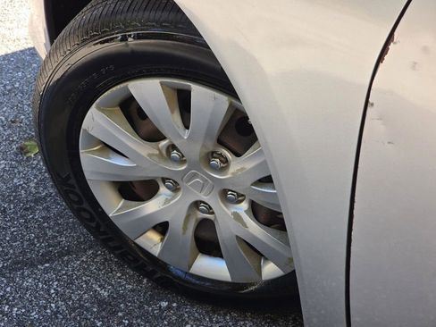 Used 2012 Honda Civic LX image 22