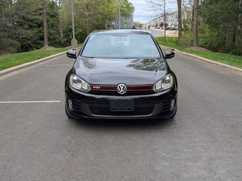 Used 2013 Volkswagen GTI 4-Door image 3