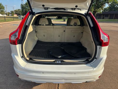 Used 2015 Volvo XC60 T6 w/ Proximity Package FWD image 27